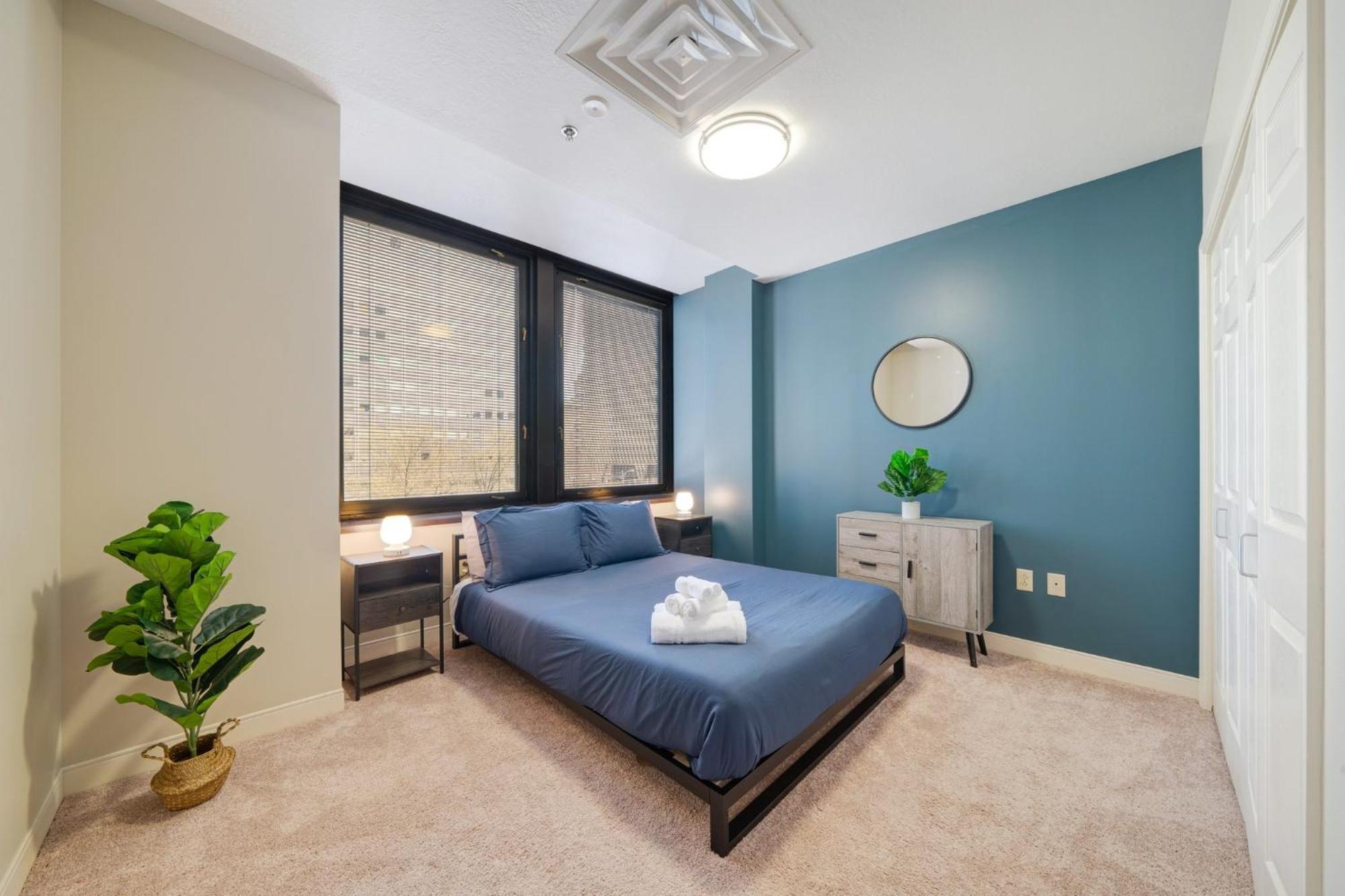 Vibrant Luxury Prime Location 24-7 Onsite Parking Gym Lounge Apartment Pittsburgh Exterior photo